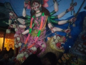 প্রতিমা বিসর্জনের মধ্য দিয়ে পাঁচবিবিতে শেষ হলো শারদীয় দুর্গাপূজা